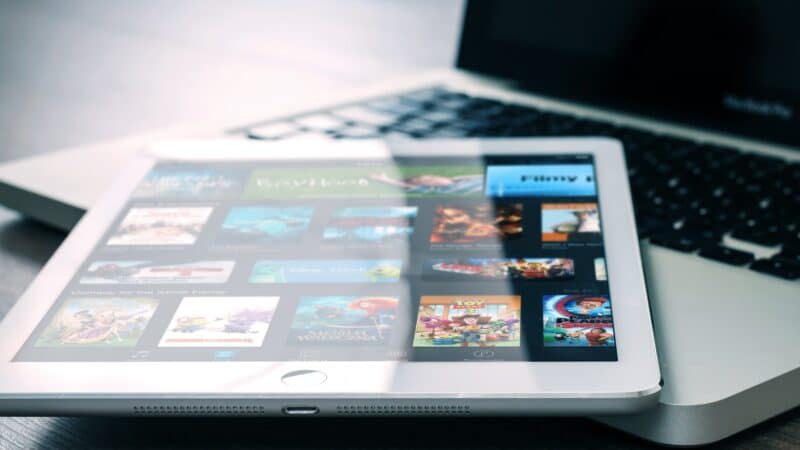 4 Netflix Chrome Extensions you should download right now
